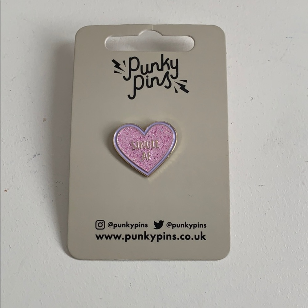 NWOT SINGLE AF pin